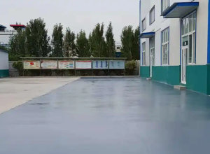 兰州彩色路面喷涂翻新的材料对冬季